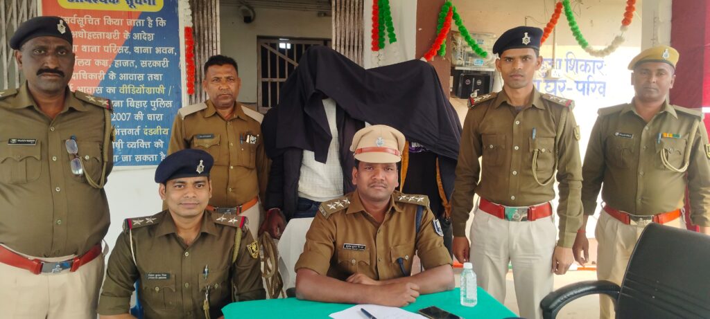 अंधराठाढ़ी थाना पुलिस कार्रवाई: अवैध हथियार के साथ गिरफ्तारी