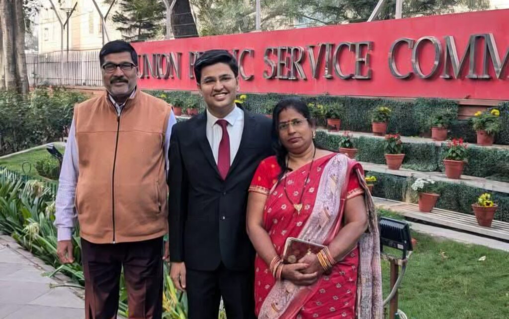 Shivam-Narayan-Jha-UPSC-Rank-597